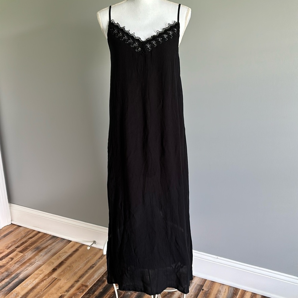Amuse Maxi Dress size medium